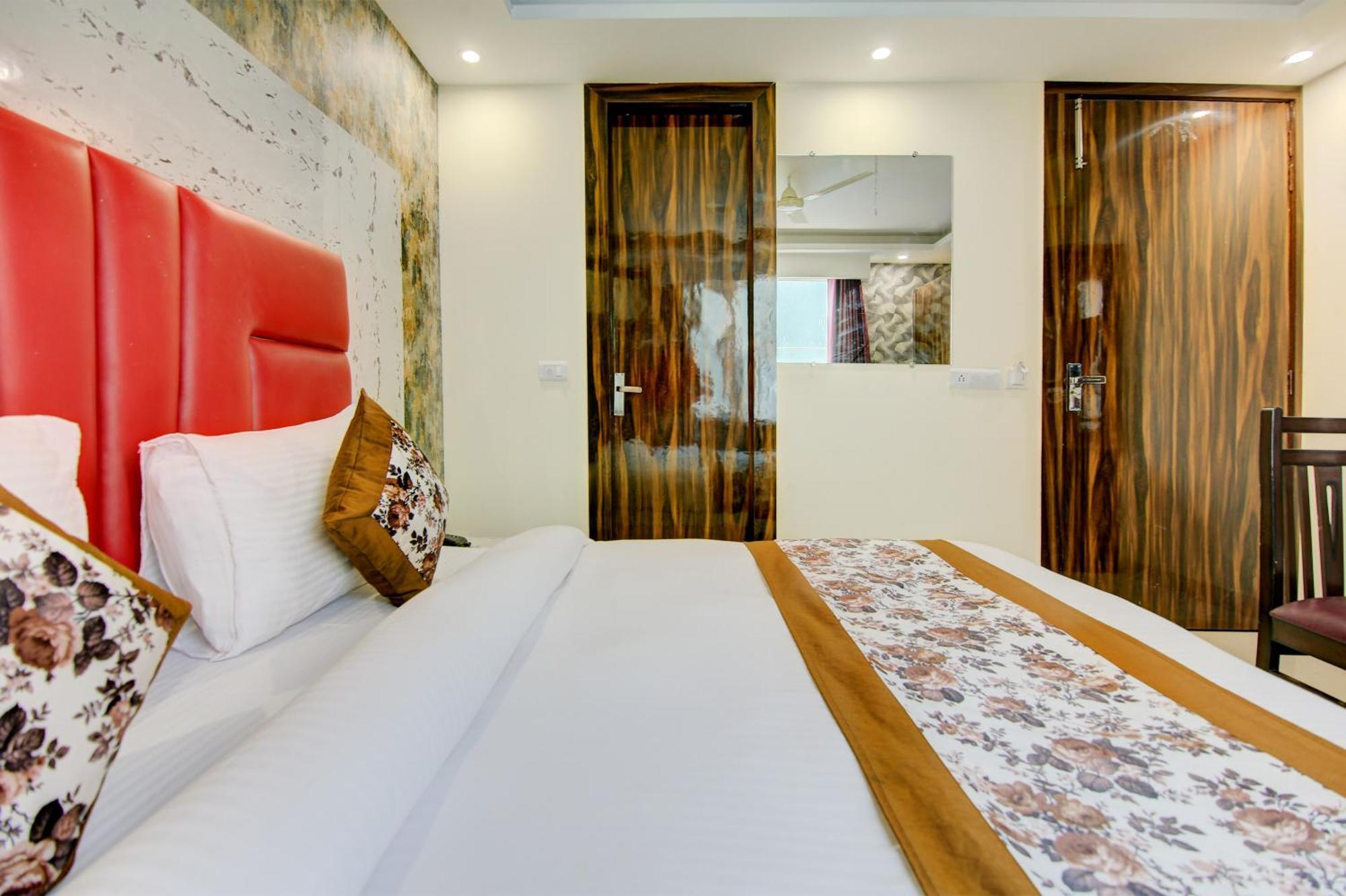 Hotel Smart Signature By Smart Group Ню Делхи Екстериор снимка