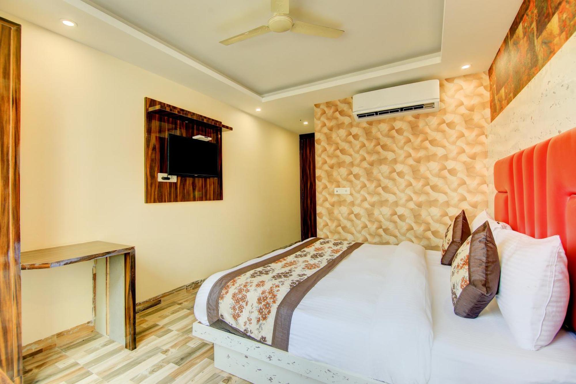 Hotel Smart Signature By Smart Group Ню Делхи Екстериор снимка