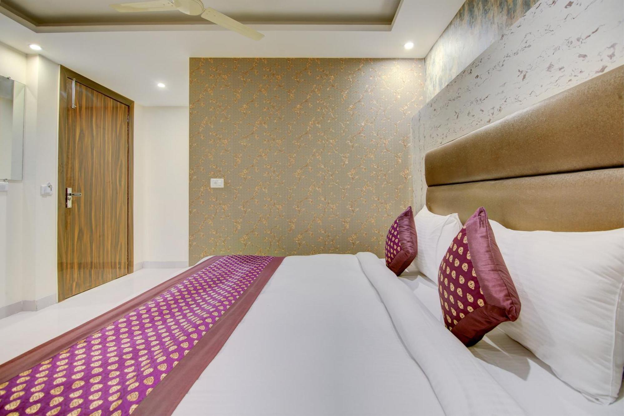 Hotel Smart Signature By Smart Group Ню Делхи Екстериор снимка