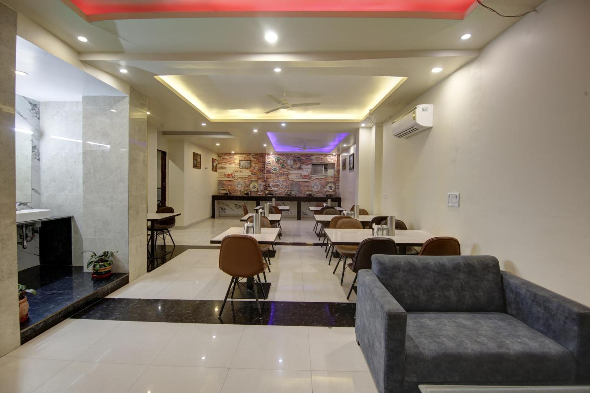 Hotel Smart Signature By Smart Group Ню Делхи Екстериор снимка